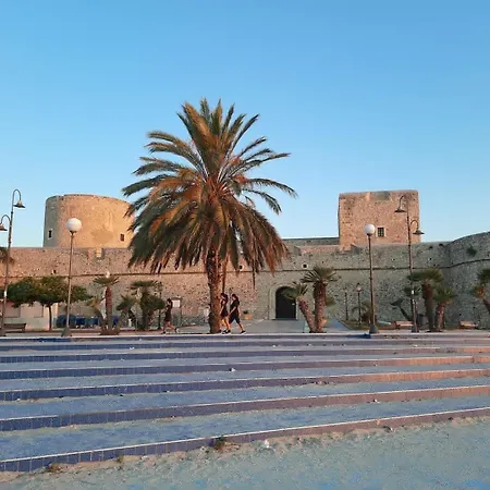 Arco Del Centro I דירה מנפרדוניה