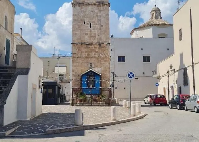 Arco Del Centro I 曼弗雷多尼亚